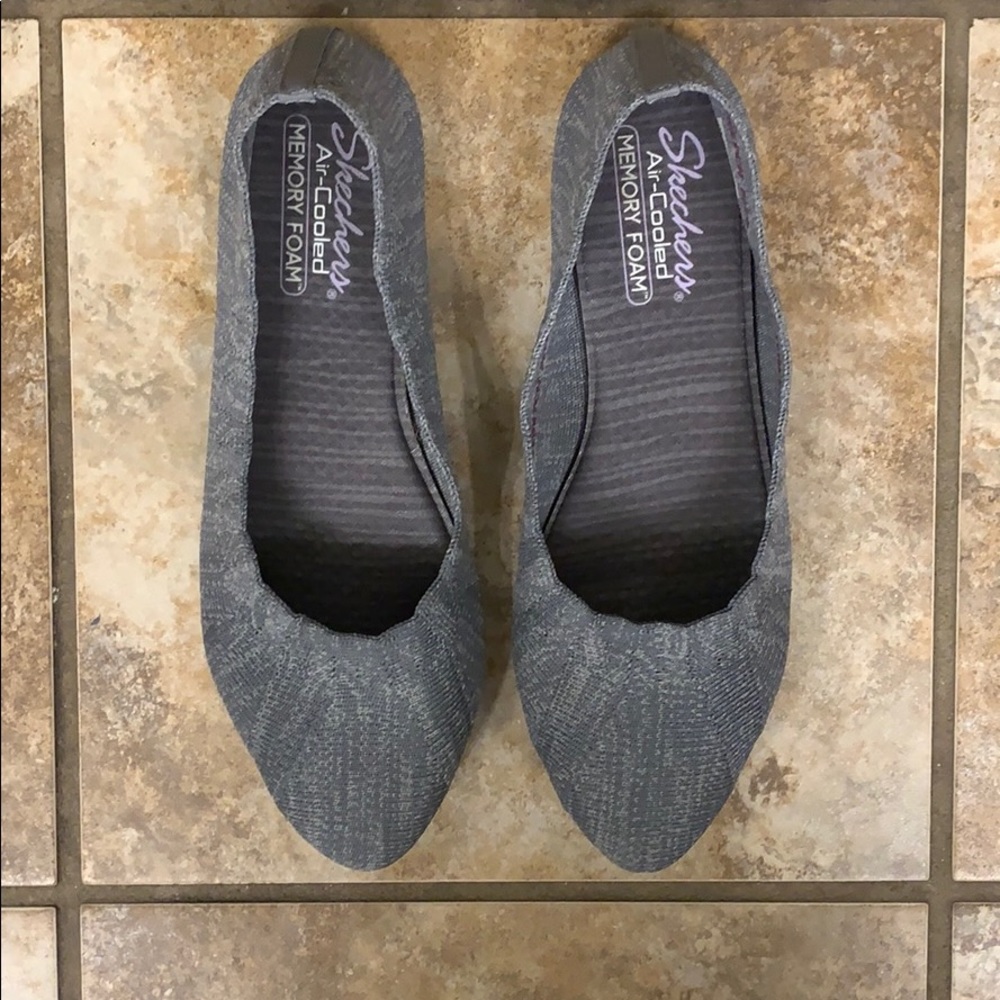 Sketchers Casual Flats